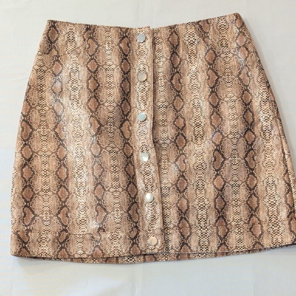 Topshop Snakeskin Mini Skirt Size 4 Y2K Edgy A-line Grunge Rocker Chic